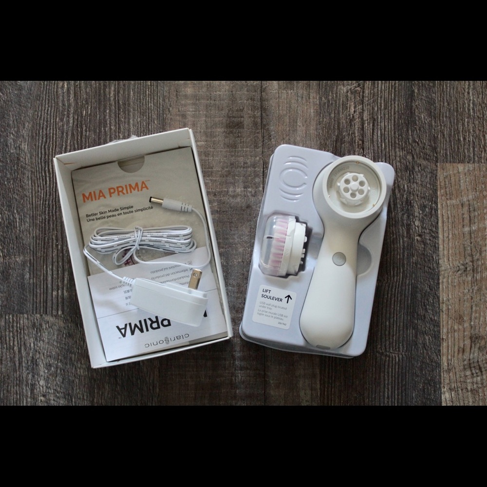 NEW IN BOX Clarisonic Mia Prima